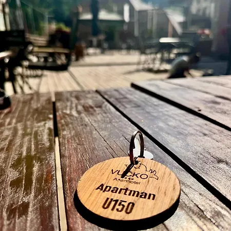 U150 - Vucko - Private Host アパート